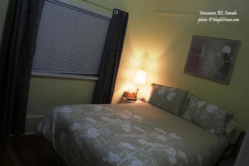 Bed & Breakfast Maple Beach B&B Vancouver Canada