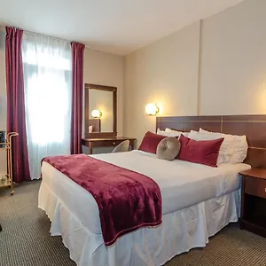**** Hotel Maison Cartier Canada