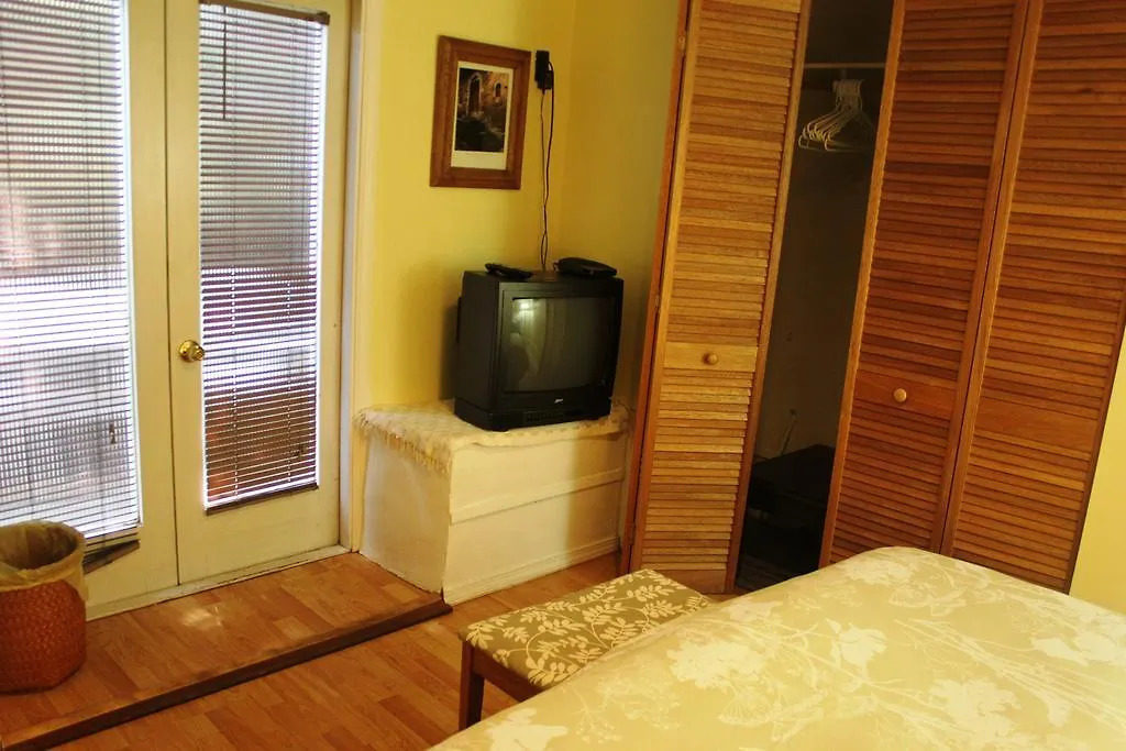 Maple Beach B&B Vancouver